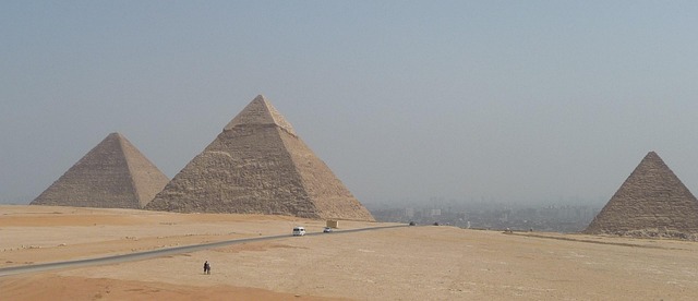 Arkitektoniske mirakler: Hvordan giza-pyramiderne trodser tiden